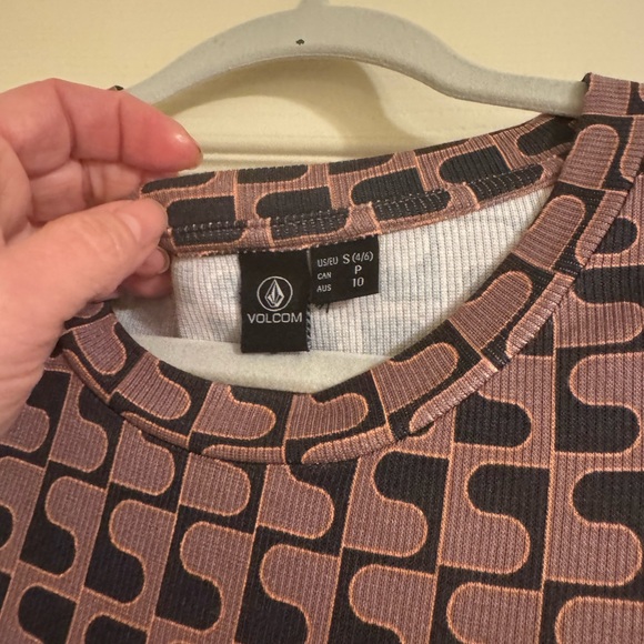 Volcom NWT size small maxi cut out dress - Picture 3 of 5